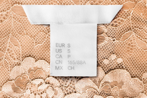 zestaw haftów i etykiet